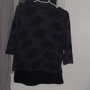 Black rose shimmering blouse